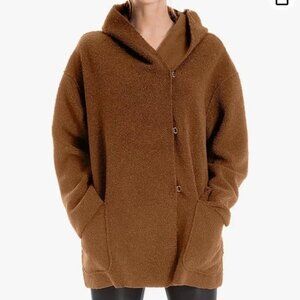 Max Studio Hooded 3 Clasp Teddy Jacket EUC